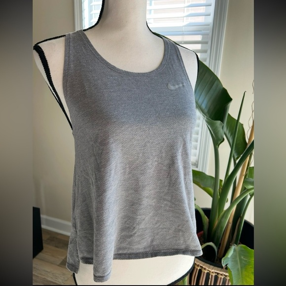 Nike open back cross over grey tank top - Picture 1 of 4